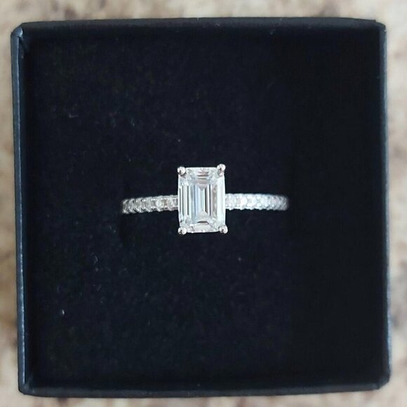 1 Carat Emerald Cut Rectangular Moissanite 925 Silver Engagement Wedding… - Picture 1 of 10